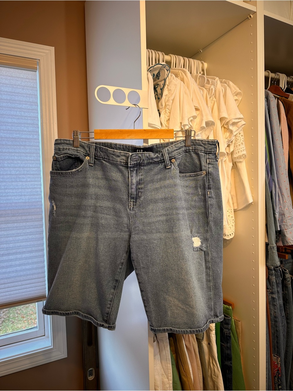 GAP Distressed Women’s Washed Blue Denim Shorts